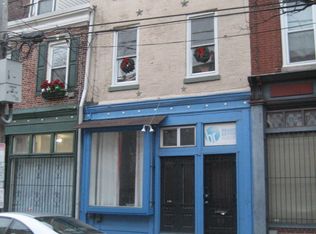 818 S 4th St #B, Philadelphia, PA 19147