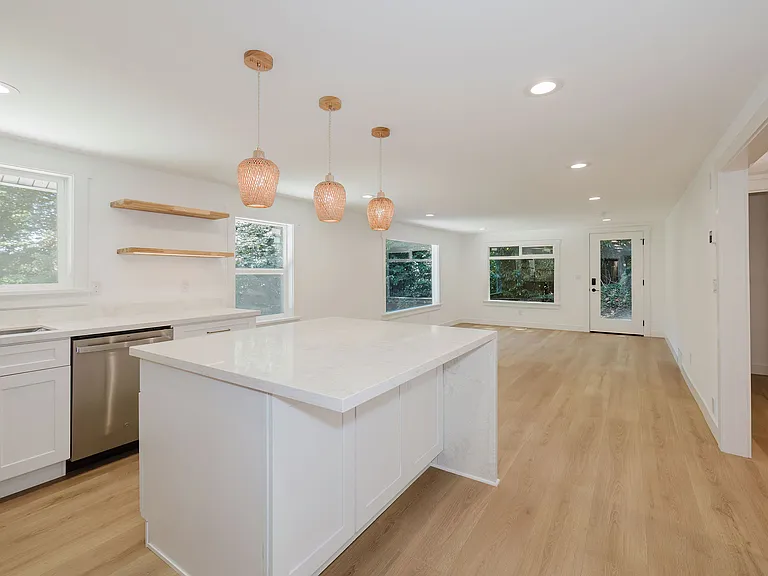 1520 Morgan Rd NW — Photo 9
