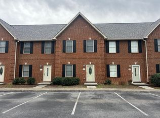 1709 Cherokee Rd APT 203, JOHNSON CITY, TN 37604
