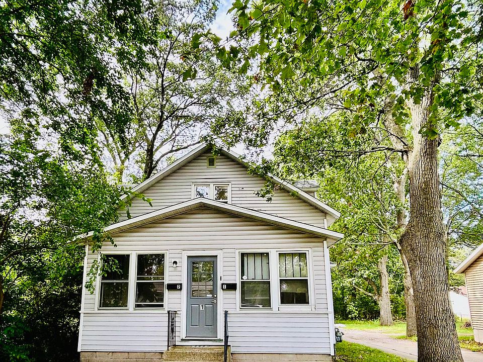 1st image of 355 Roberts St