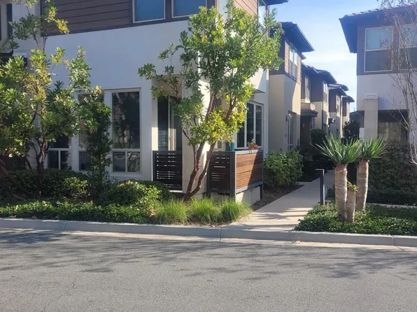 2406 Aperture Cir, San Diego, CA 92108