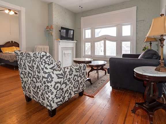 2nd image of 1459 Saint James Ct APT 7