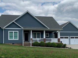 7182 Coleman Cir, Baxter, TN 38544
