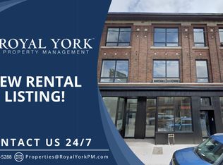 305 Barton St E #8, Hamilton, ON L8L 2X4