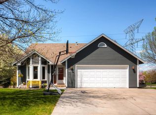 9529 Rosewood Ln N, Maple Grove, MN 55369