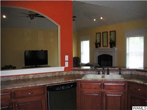 2nd image of 2810 Stardust Dr