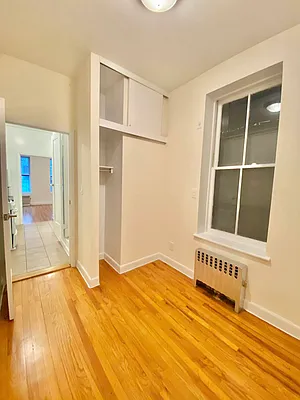 Rented by Waverly Realty Associates | media 6
