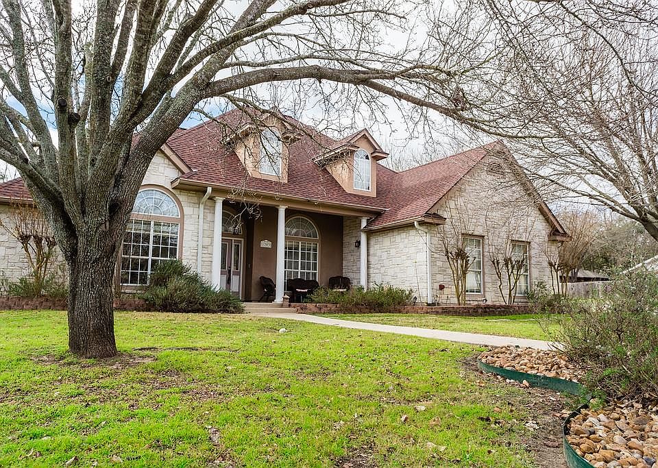 1st image of 1203 Warbler Dr
