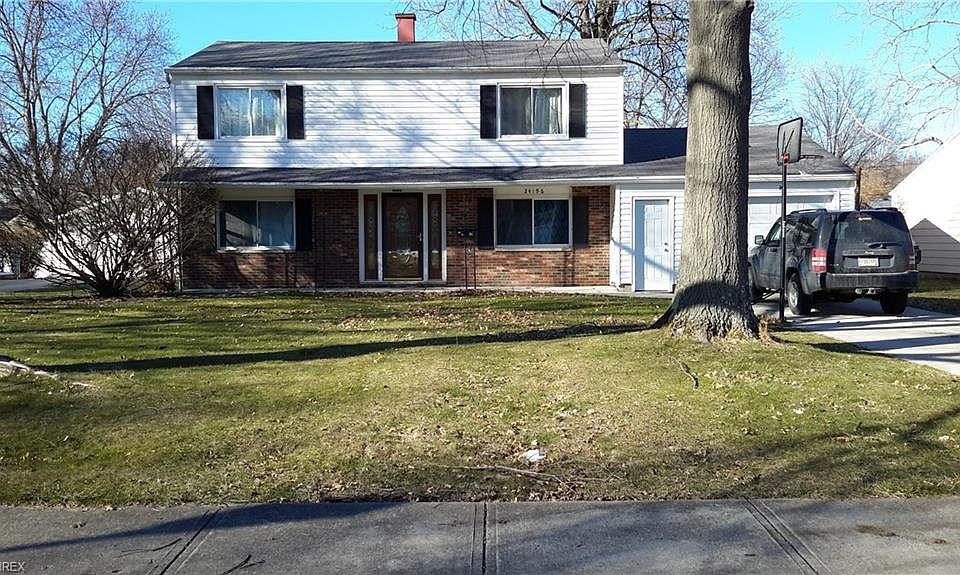 1st image of 24196 Woodmere Dr
