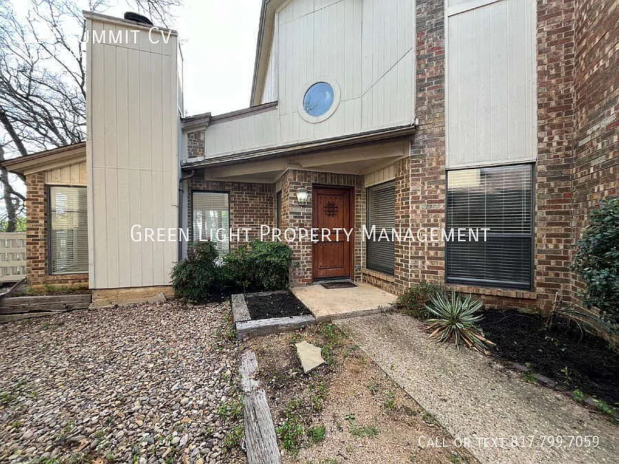 117 Summit Cv