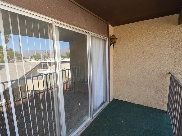 1620 N Wilmot Rd #B304 — Photo 6