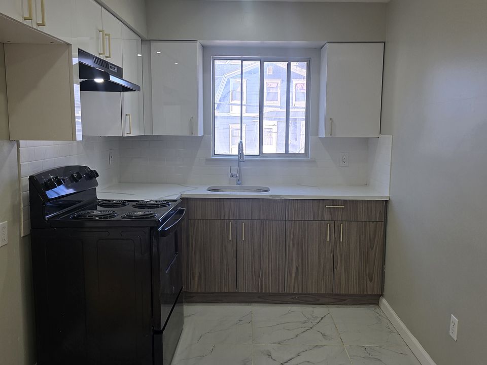 1st image of 93 Mount Vernon Ave #1