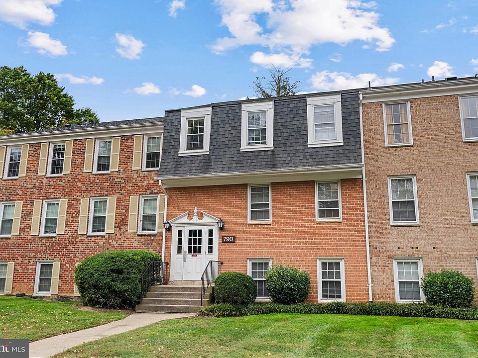1st image of 790 Quince Orchard Blvd APT 202