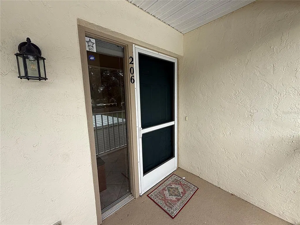 2 bed, 2.0 bath, 1261 sqft, $3,150 — Photo 1
