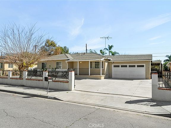 3rd image of 10520 Cook Ave