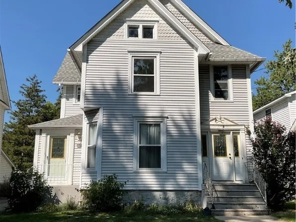 152 Elmwood Ave, Lockport, NY 14094