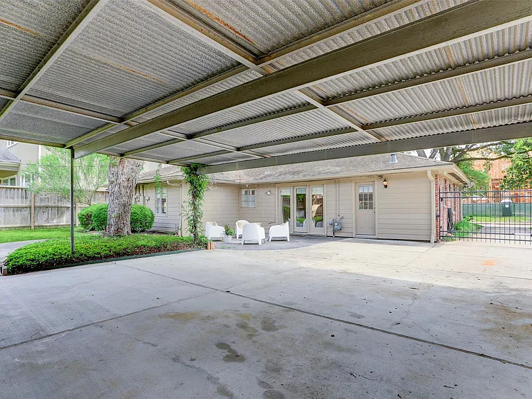 3744 Aberdeen Way — Photo 14