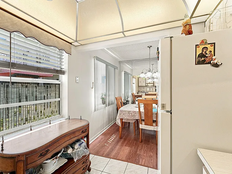 246 Normandy Ln #F — Photo 10