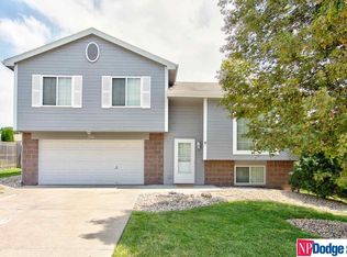 7733 Morris St, Omaha, NE 68122
