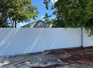 11751 SW 190th Ter, Miami, FL 33177