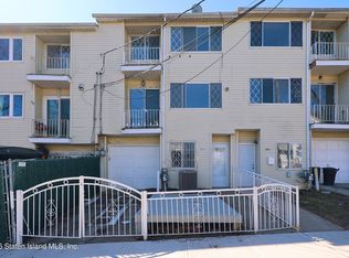 288 Steuben St, Staten Island, NY 10304