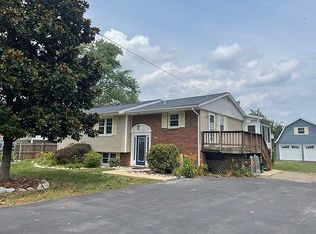 1102 Sea View Ave, Woodbridge, VA 22191