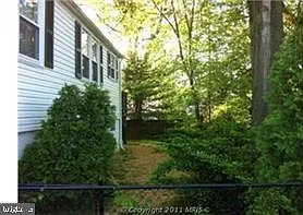 5 bed, 2.0 bath, 1248 sqft, $2,500 — Photo 2