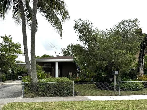 247 E 64th St, Hialeah, FL 33013