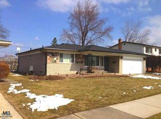 11563 Helen Dr, Warren, MI 48093