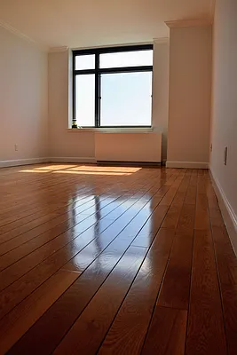 Rented by Takashi Yoneta, LREB | media 25