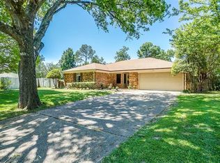 834 S Ridgeway Dr, Cleburne, TX 76033