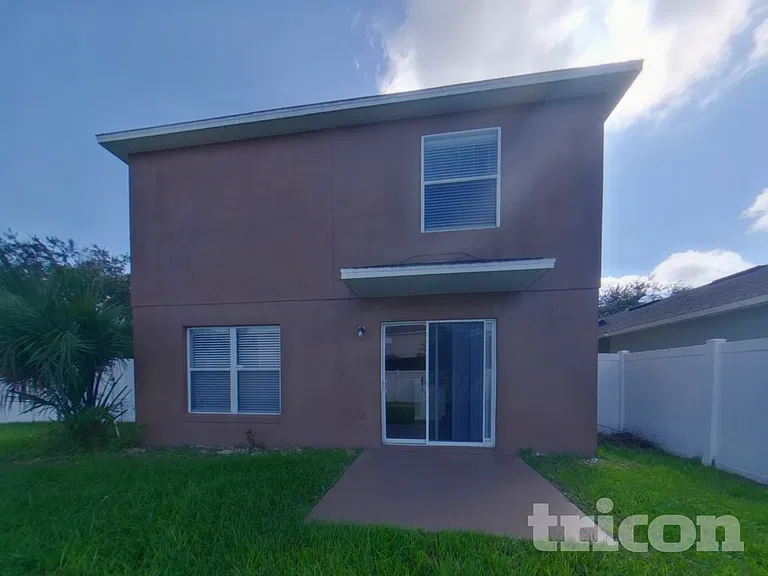1443 Sherbourne St — Photo 15