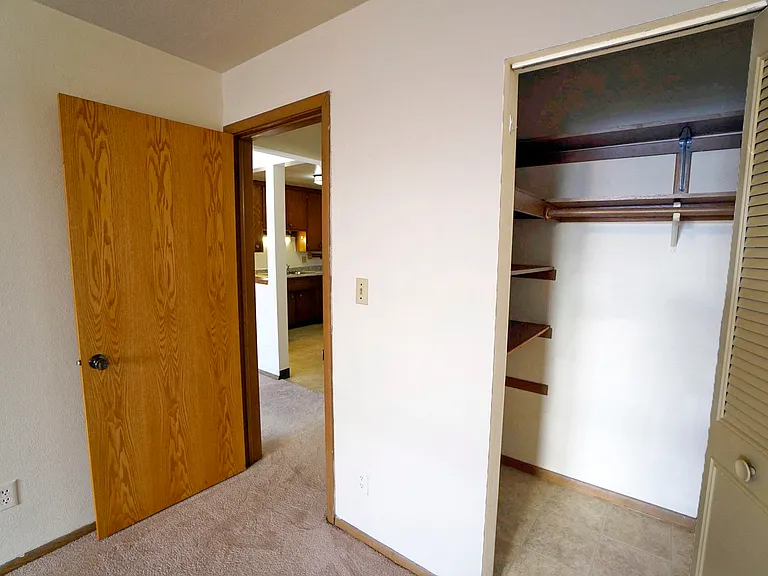 Priscilla Standish Apartments — Photo 27