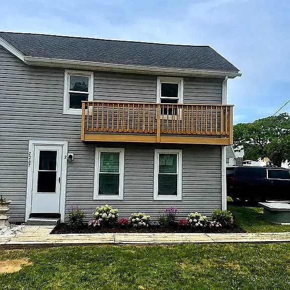 7267 Benedict Ave — Photo 1
