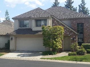 3017 W Silverhill Ln, Fresno, CA