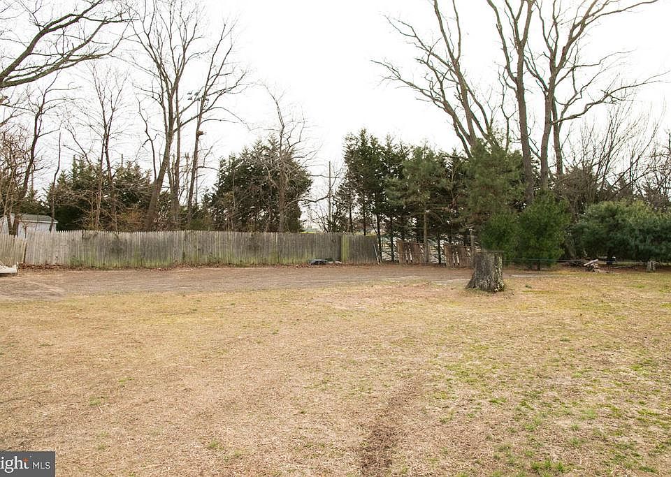 1st image of 16 Abbett Ave