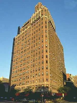 Rented by Halstead Real Estate | media 18