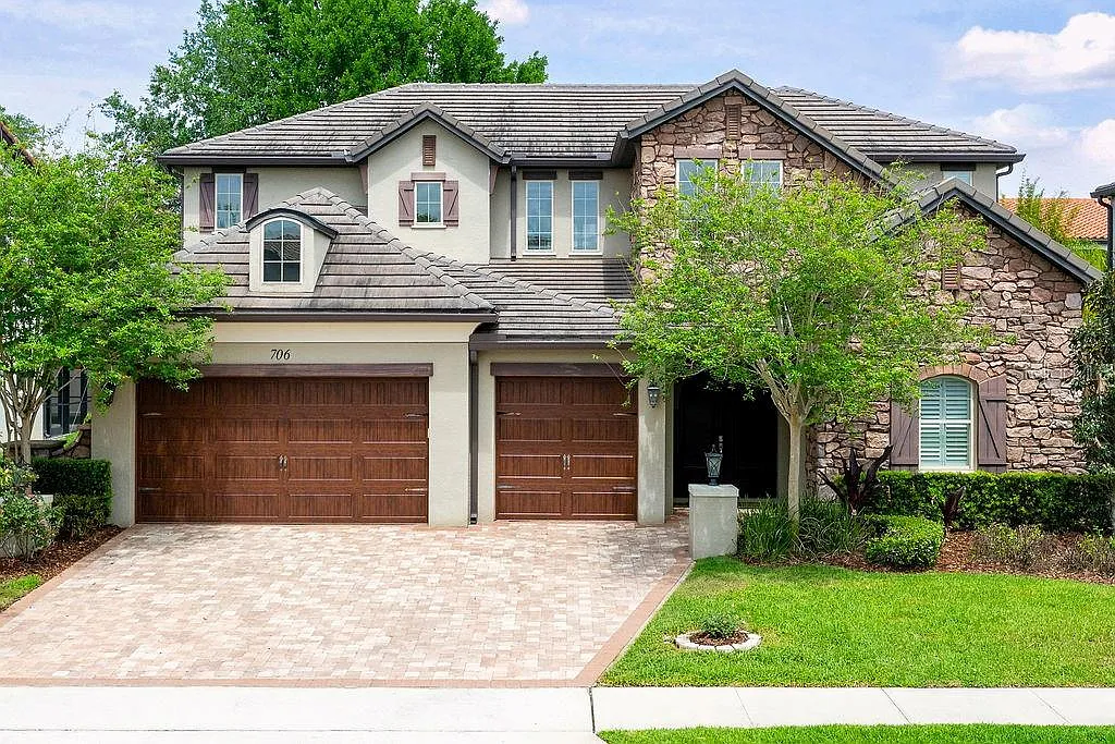 5 bed, 7.0 bath, 4019 sqft, $6,000 — Photo 1