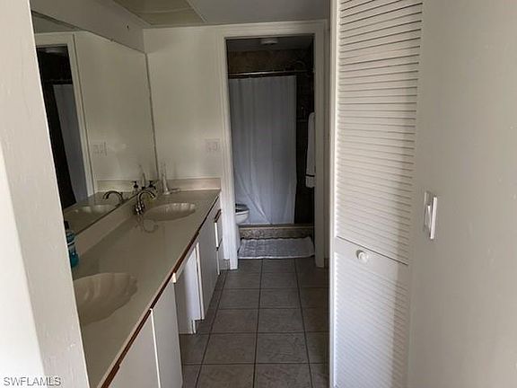 2nd image of 828 Gulf Pavillion Dr APT 105