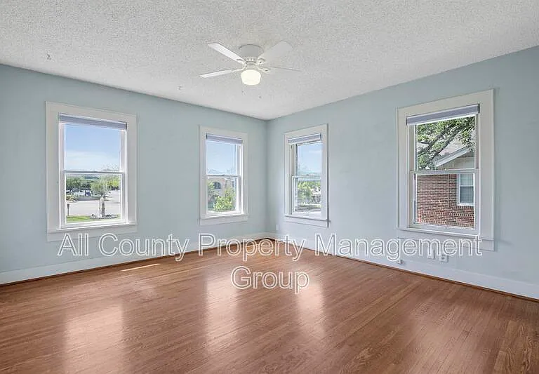 2625 S University Dr — Photo 9