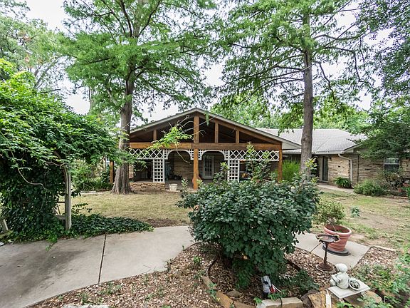 View of gorgeous backyard