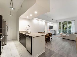 951 Brickell Ave APT 201, Miami, FL 33131