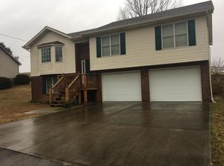56 Park Ln, Science Hill, KY 42553
