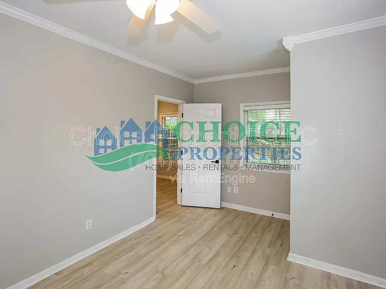 3304 Selwyn Farms Ln — Photo 19