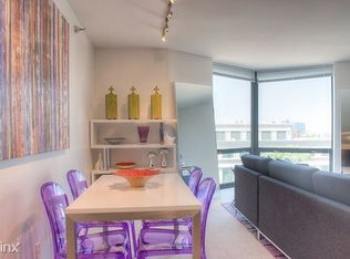 1134 N Dearborn St #1, Chicago, IL 60610