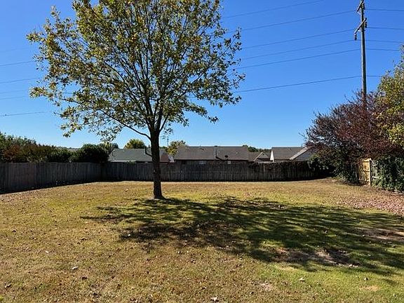 2nd image of 6309 Magnolia Lakes Dr
