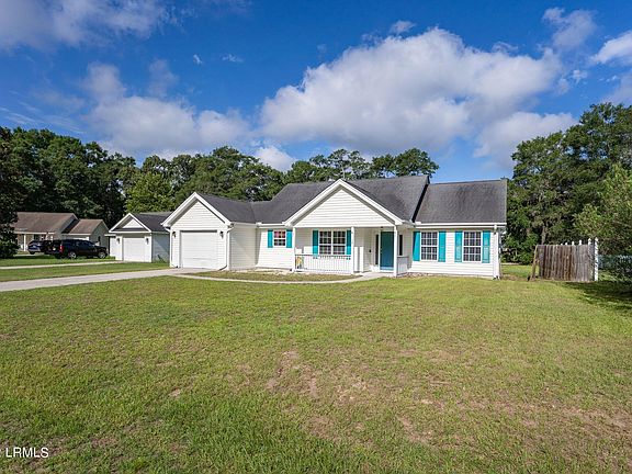 3rd image of 18 Spanish Moss Drive