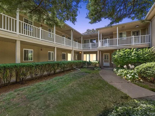 475 S Adams Rd, Birmingham, MI