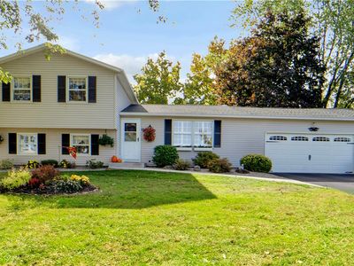 100 Long Wood Dr, Rochester, NY, 14612