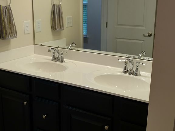 3rd image of 2720 Cypress Oak Ln